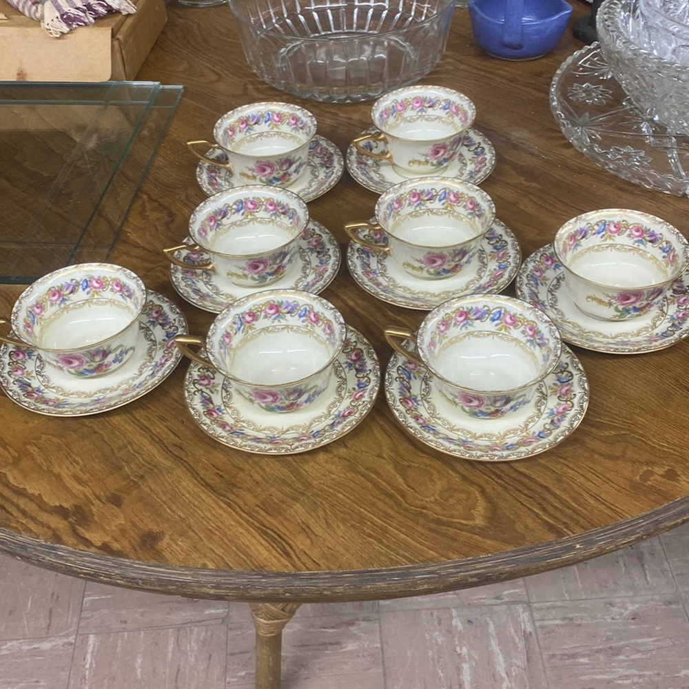 Rosenthal German Winifred Pattern Cup and Saucer Sets